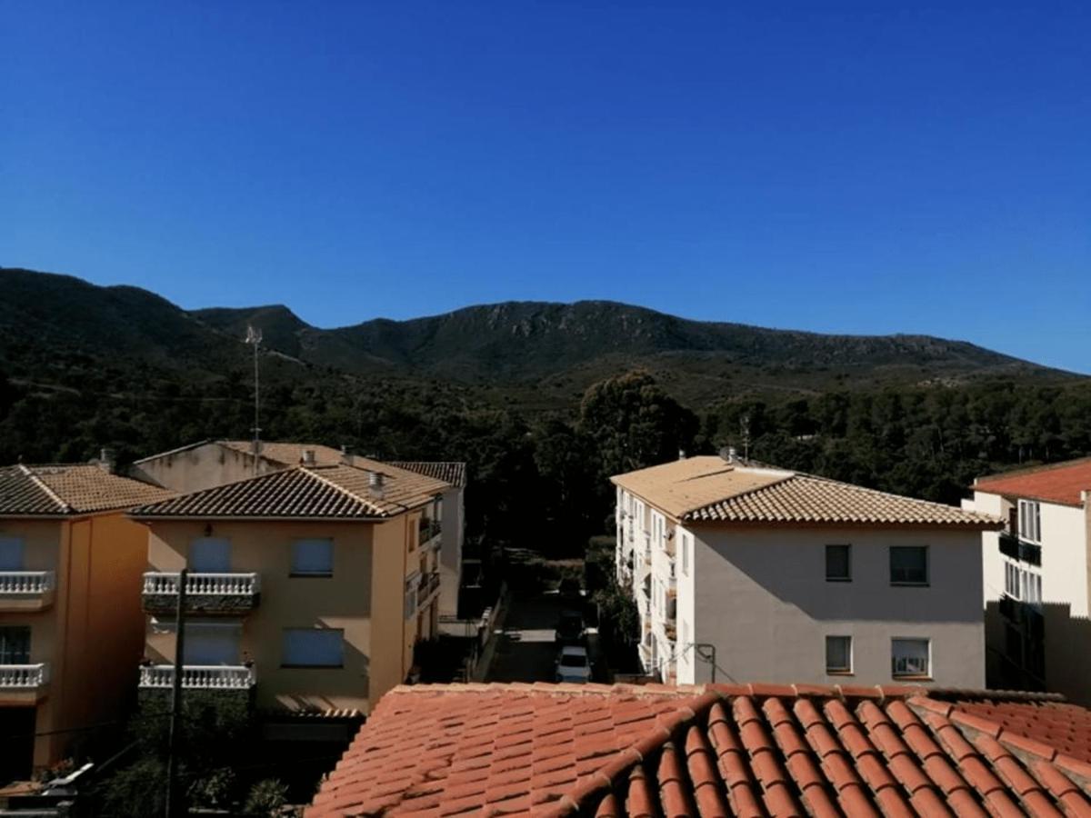 Llança Can Pau Guesthouse מראה חיצוני תמונה